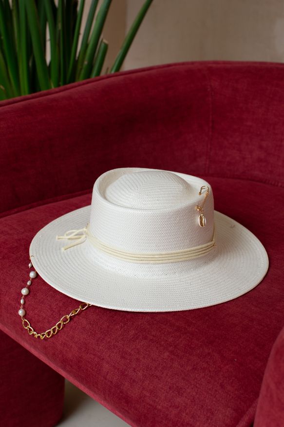 Cоломенний капелюх канотье Білого кольору фото 2 - Palmy
