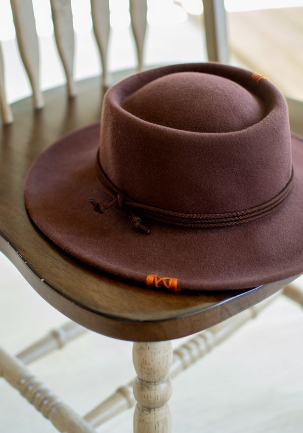 Фото 2 фетровая Шляпа канотье из 100% шерсти с вышивкой цвет Коричневый  - Palmy